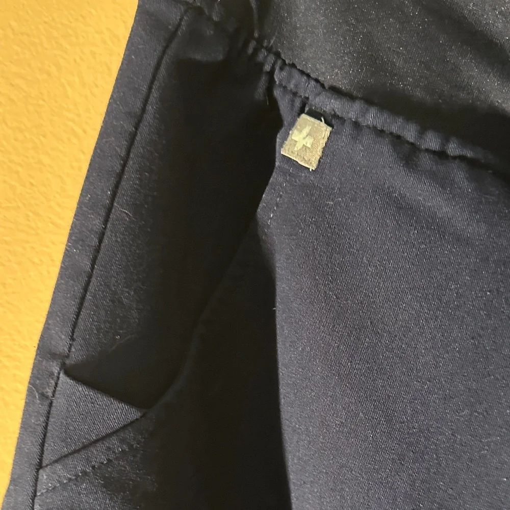 Figs Women's Dark Blue Jogger Pants - Picture 3 of 9